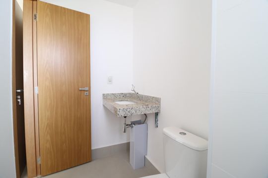 Banheiro do Quarto 1 de apartamento para alugar com 2 quartos, 86m² em Jardim Sul, Uberlândia