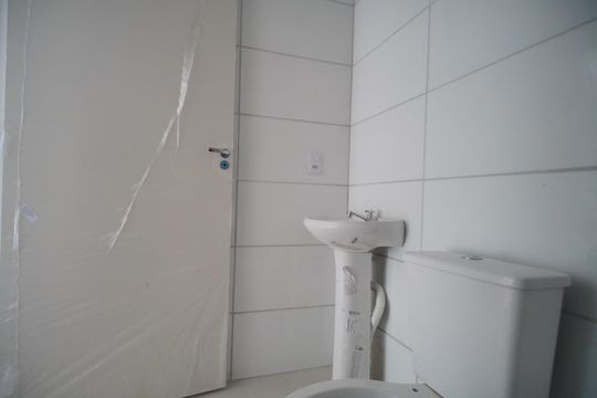 Banheiro de apartamento para alugar com 2 quartos, 44m² em Canudos, Novo Hamburgo