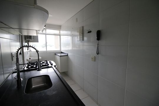 Cozinha de apartamento para alugar com 2 quartos, 60m² em Pechincha, Rio de Janeiro