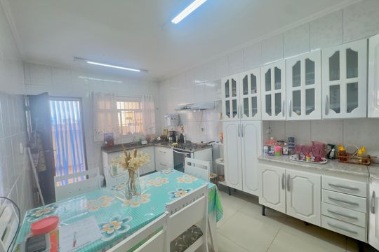 Cozinha de casa para alugar com 2 quartos, 120m² em Jardim Adriana, Guarulhos