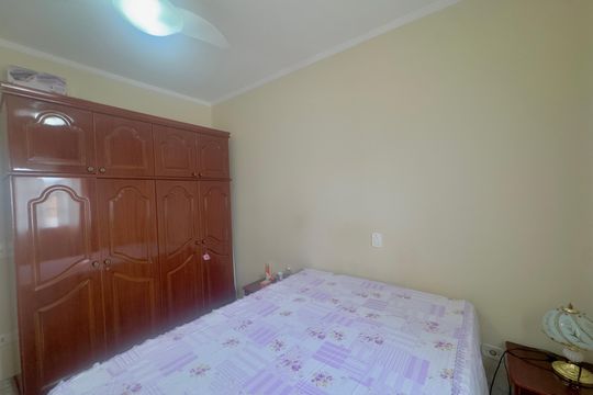 Quarto 2 de casa para alugar com 2 quartos, 120m² em Jardim Adriana, Guarulhos