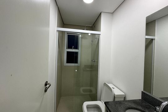 Banheiro Social de apartamento à venda com 3 quartos, 75m² em Jardim Timbauhy, Barueri