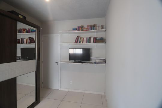 Quarto 1 de apartamento para alugar com 2 quartos, 48m² em Jardim Betânia, Cachoeirinha