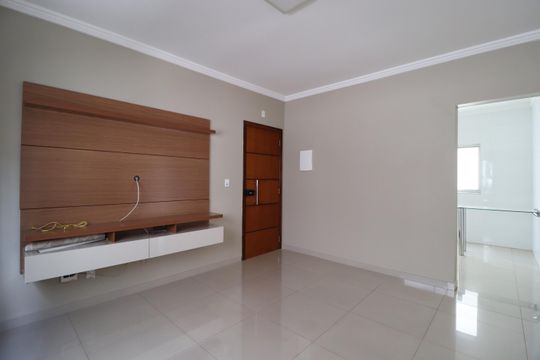 Sala de apartamento para alugar com 3 quartos, 80m² em Santa Mônica, Uberlândia