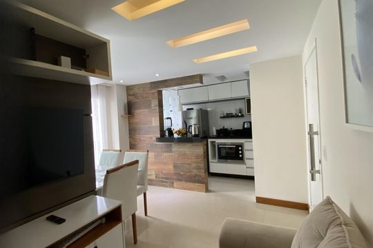 Sala de apartamento para alugar com 2 quartos, 58m² em Taquara, Rio de Janeiro