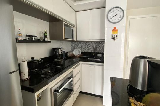 Cozinha de apartamento para alugar com 2 quartos, 58m² em Taquara, Rio de Janeiro