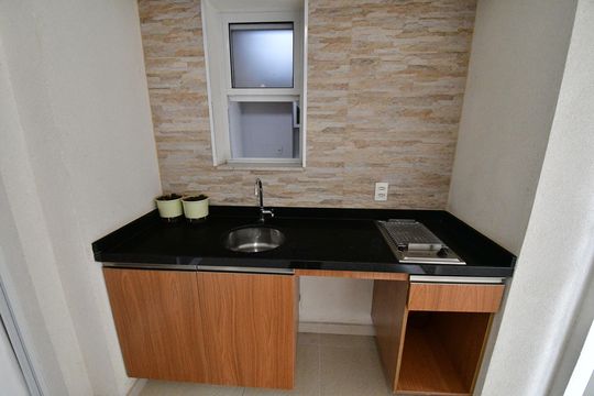 Varanda gourmet de apartamento para alugar com 2 quartos, 82m² em Cambuí, Campinas