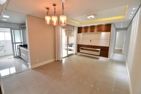 Apartamento para alugar com 2 quartos, 82m² em Cambuí, Campinas