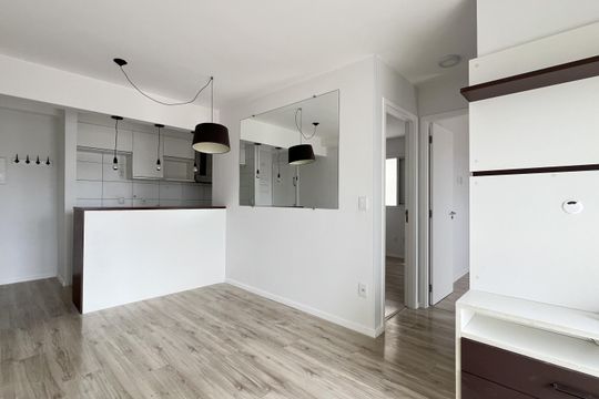 Sala de apartamento à venda com 2 quartos, 50m² em Vila Augusta, Guarulhos