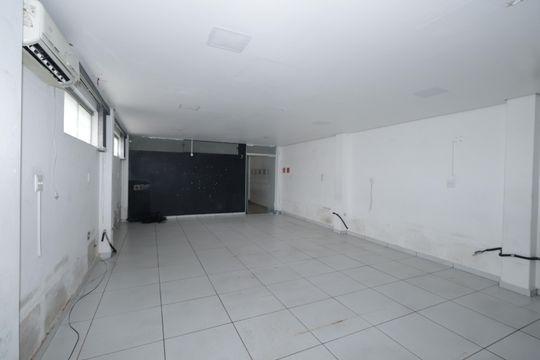 Sala 2 de casa para alugar com 5 quartos, 270m² em Penha de França, São Paulo