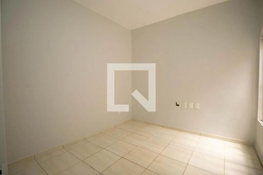 Quarto 2 de casa à venda com 3 quartos, 225m² em QSD 49, Brasília