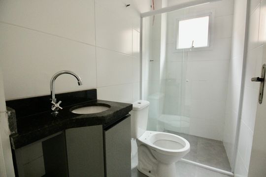 Banheiro  de apartamento para alugar com 1 quarto, 52m² em Vila Belmiro, Santos