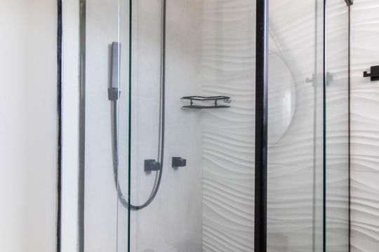 Banheiro de apartamento para alugar com 2 quartos, 55m² em Macedo, Guarulhos
