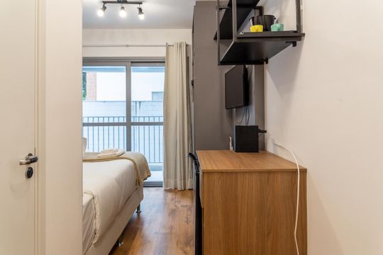 Kitnet/Studio para alugar com 1 quarto, 20m² em Jardim das Acacias, São Paulo