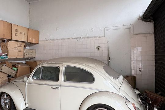 Garagem de casa à venda com 2 quartos, 220m² em Vila Zat, São Paulo
