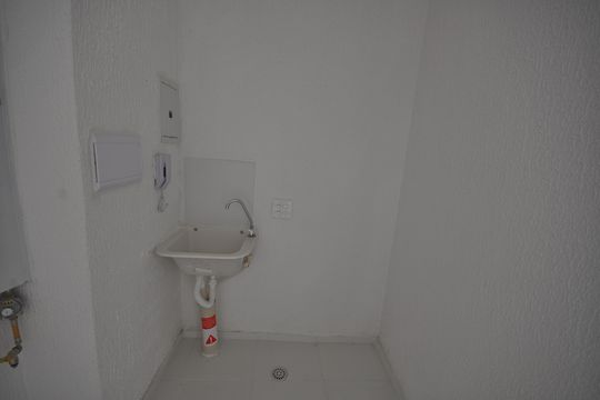 Área de Serviço de apartamento para alugar com 2 quartos, 32m² em Parque Novo Mundo, São Paulo
