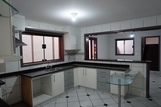 Cozinha de casa para alugar com 3 quartos, 187m² em Morada do Sol, Americana