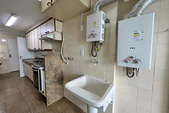 Área de Serviço de apartamento para alugar com 3 quartos, 147m² em Barra da Tijuca, Rio de Janeiro