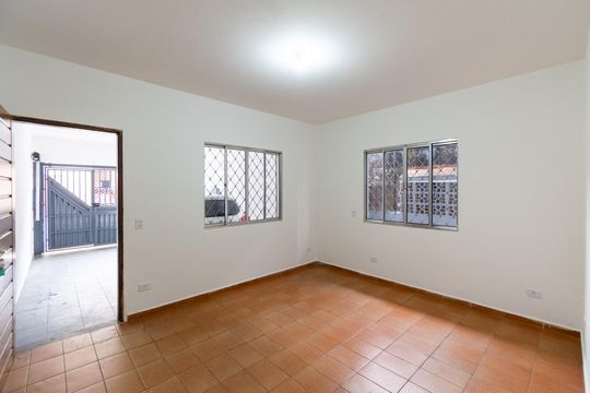 Casa para alugar com 2 quartos, 50m² em Jardim Jabaquara, São Paulo