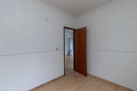 Quarto 2 de apartamento à venda com 2 quartos, 43m² em Jaqueline, Belo Horizonte