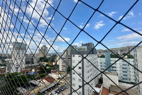 Vista de apartamento à venda com 2 quartos, 70m² em Santa Efigênia, Belo Horizonte