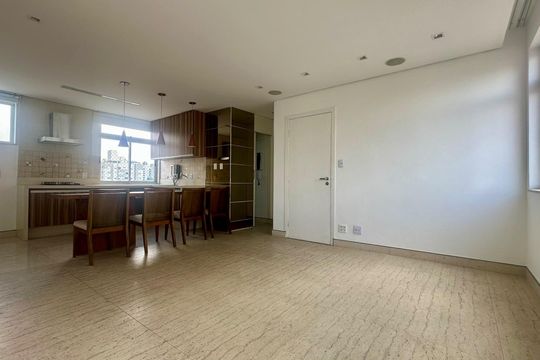 Apartamento à venda com 2 quartos, 70m² em Santa Efigênia, Belo Horizonte