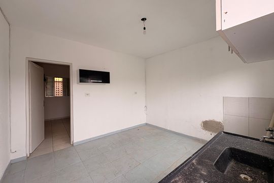 Casa para alugar com 1 quarto, 25m² em Jardim Santo Antonio de Padua, Santo André