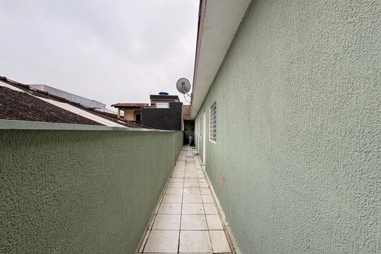 Área externa de casa para alugar com 1 quarto, 25m² em Jardim Santo Antonio de Padua, Santo André