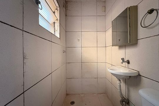 Banheiro suíte de casa para alugar com 1 quarto, 25m² em Jardim Santo Antonio de Padua, Santo André