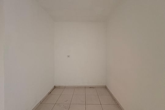 Sala/ suite de casa para alugar com 1 quarto, 25m² em Jardim Santo Antonio de Padua, Santo André