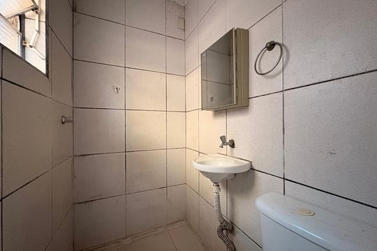 Banheiro suíte de casa para alugar com 1 quarto, 25m² em Jardim Santo Antonio de Padua, Santo André