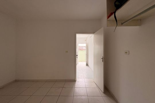 Casa para alugar com 1 quarto, 25m² em Jardim Santo Antonio de Padua, Santo André