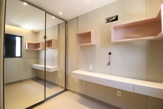 Quarto 1 - Suíte de apartamento para alugar com 3 quartos, 117m² em Santa Mônica, Uberlândia