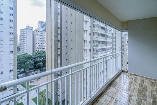 sacada_1 de apartamento para alugar com 3 quartos, 94m² em Vila Gumercindo, São Paulo