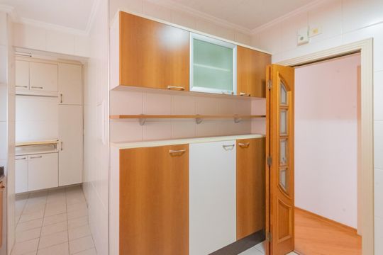 Cozinha de apartamento para alugar com 3 quartos, 96m² em Jardim Aurélia, Campinas