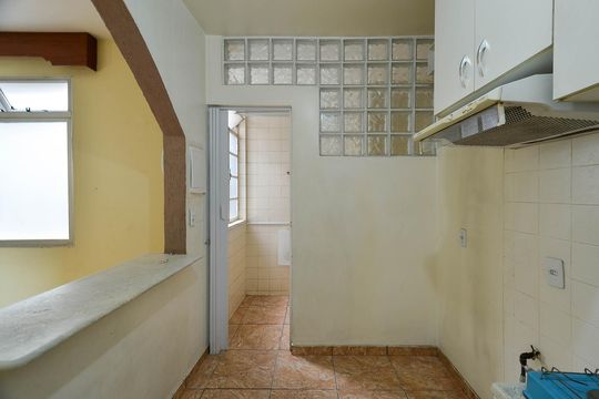 Cozinha de apartamento à venda com 3 quartos, 110m² em Prado, Belo Horizonte