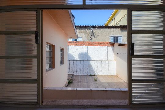 Sala - casa 2 - Vista de casa à venda com 5 quartos, 200m² em Jardim Bandeirantes (zona Norte), São Paulo
