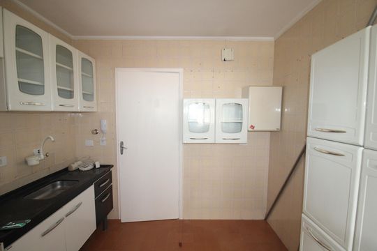Cozinha de apartamento à venda com 2 quartos, 60m² em Vila Pauliceia, São Paulo