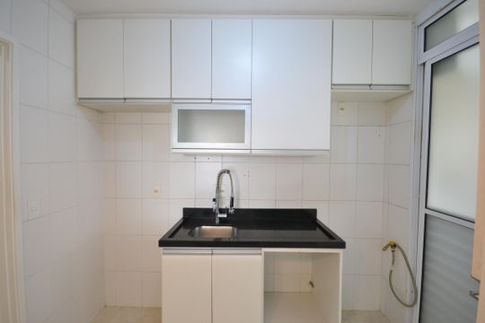 Cozinha de apartamento para alugar com 2 quartos, 70m² em Jaguaré, São Paulo
