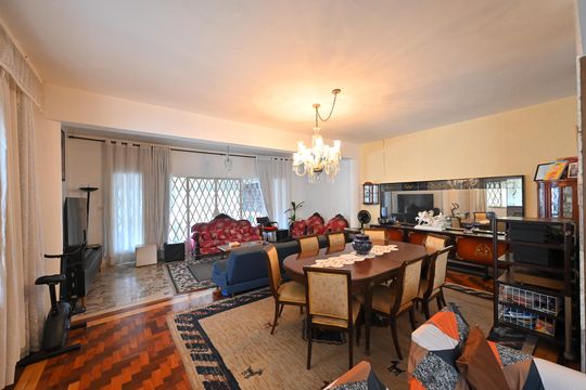 Casa à venda com 3 quartos, 400m² em Planalto Paulista, São Paulo