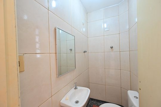 Banheiro da Edícula de casa à venda com 5 quartos, 250m² em Vila da Saúde, São Paulo