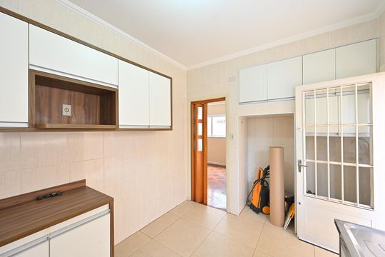 Cozinha de casa à venda com 5 quartos, 250m² em Vila da Saúde, São Paulo