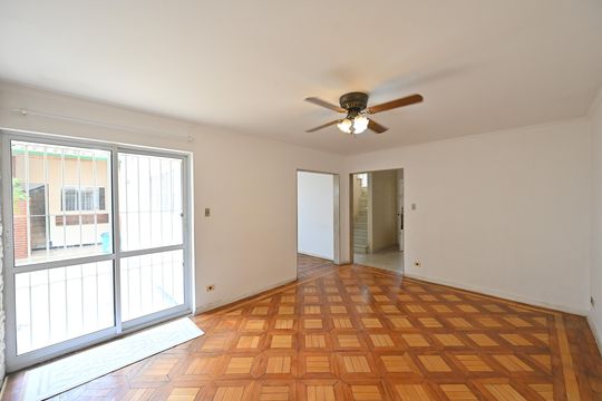 Sala de casa à venda com 5 quartos, 250m² em Vila da Saúde, São Paulo