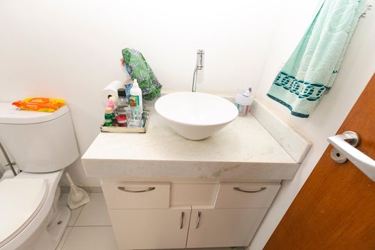 BANHEIRO SUITE de casa à venda com 2 quartos, 126m² em Vila Costa E Silva, Campinas
