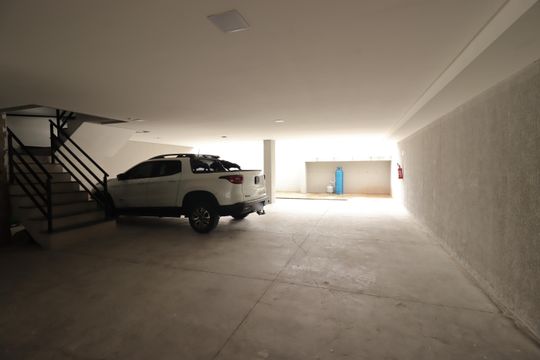 Garagem de apartamento para alugar com 2 quartos, 110m² em Parque das Nações, Santo André
