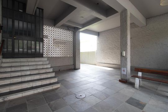 Área comum de apartamento para alugar com 2 quartos, 66m² em Menino Deus, Porto Alegre