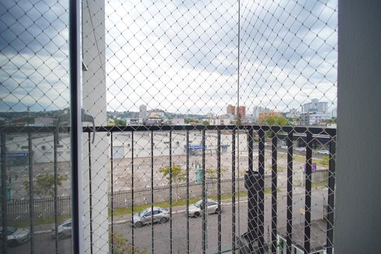 varanda da suite de apartamento para alugar com 2 quartos, 72m² em Pátria Nova, Novo Hamburgo