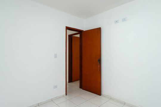 Quarto 1 de apartamento para alugar com 2 quartos, 58m² em Chácara Agrindus, Taboão da Serra