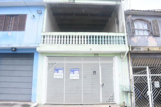 Fachada de casa para alugar com 2 quartos, 140m² em Jardim Vera Cruz(zona Leste), São Paulo