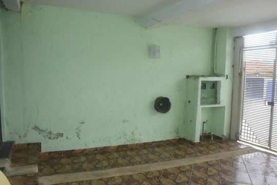 Garagem de casa para alugar com 2 quartos, 140m² em Jardim Vera Cruz(zona Leste), São Paulo